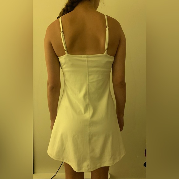 Cute Garage Dress . Never worn and perfect condition - Picture 2 of 2